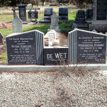 WET Petrus Arnoldus, de 1859-1932 &amp; Margaretha Susanna GREEFF 1868-1938