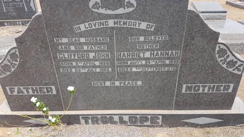 TROLLOPE Clifford John 1888-1960 &amp; Harriet Hannah DUFFY 1889-1976