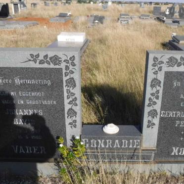 CONRADIE Johannes David 1887-1980 &amp; Gertruida Elizabeth Petronella 1892-1983