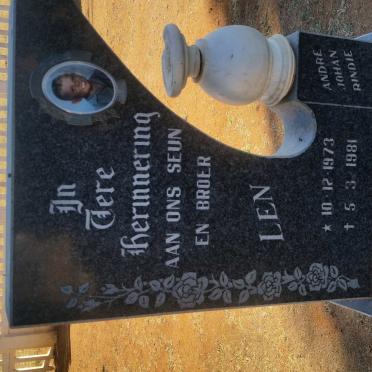 PELZER Len 1973-1981