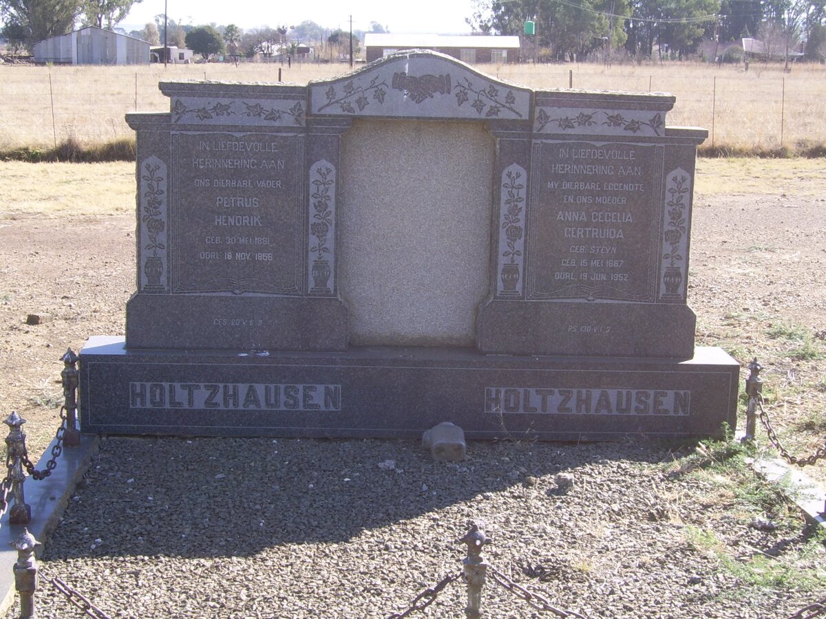 HOLTZHAUSEN Petrus Hendrik 1881-1958 &amp; Anna Cecelia Gertruida STEYN 1887-1952