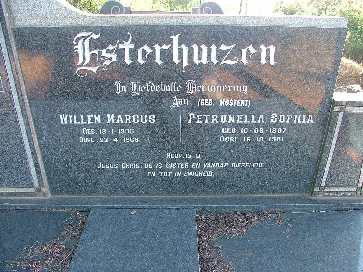 ESTERHUIZEN Willem Marcus 1905-1969 &amp; Petronella Sophia MOSTERT 1907-1981