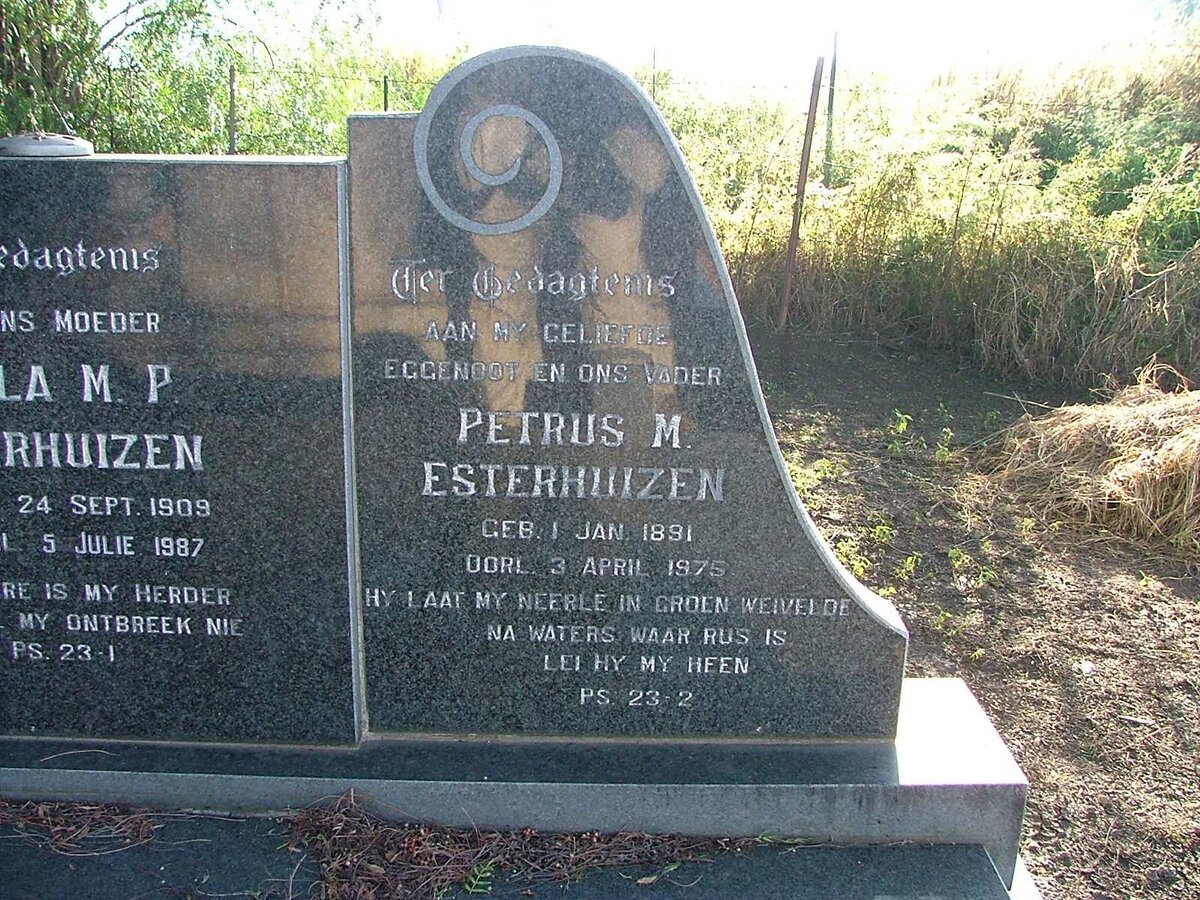 ESTERHUIZEN Petrus M. 1891-1975
