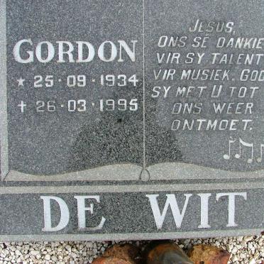WIT Gordon, de 1934-1995