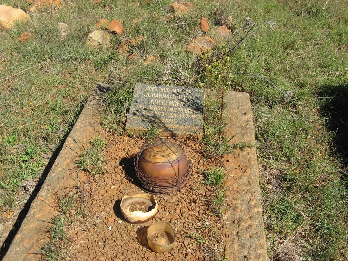 KOEKEMOER Johanna Sophia nee JANSEN VAN VUUREN 1873-1947