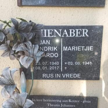 NIENABER Jan Hendrik Ricardo 1940-2017 &amp; Marietjie 1941- :: KOTZEE gesin