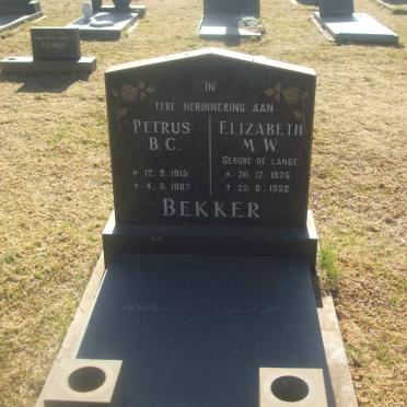 BEKKER Petrus B.C. 1915-1987 &amp; Elizabeth M.W. DE LANGE 1926-1992