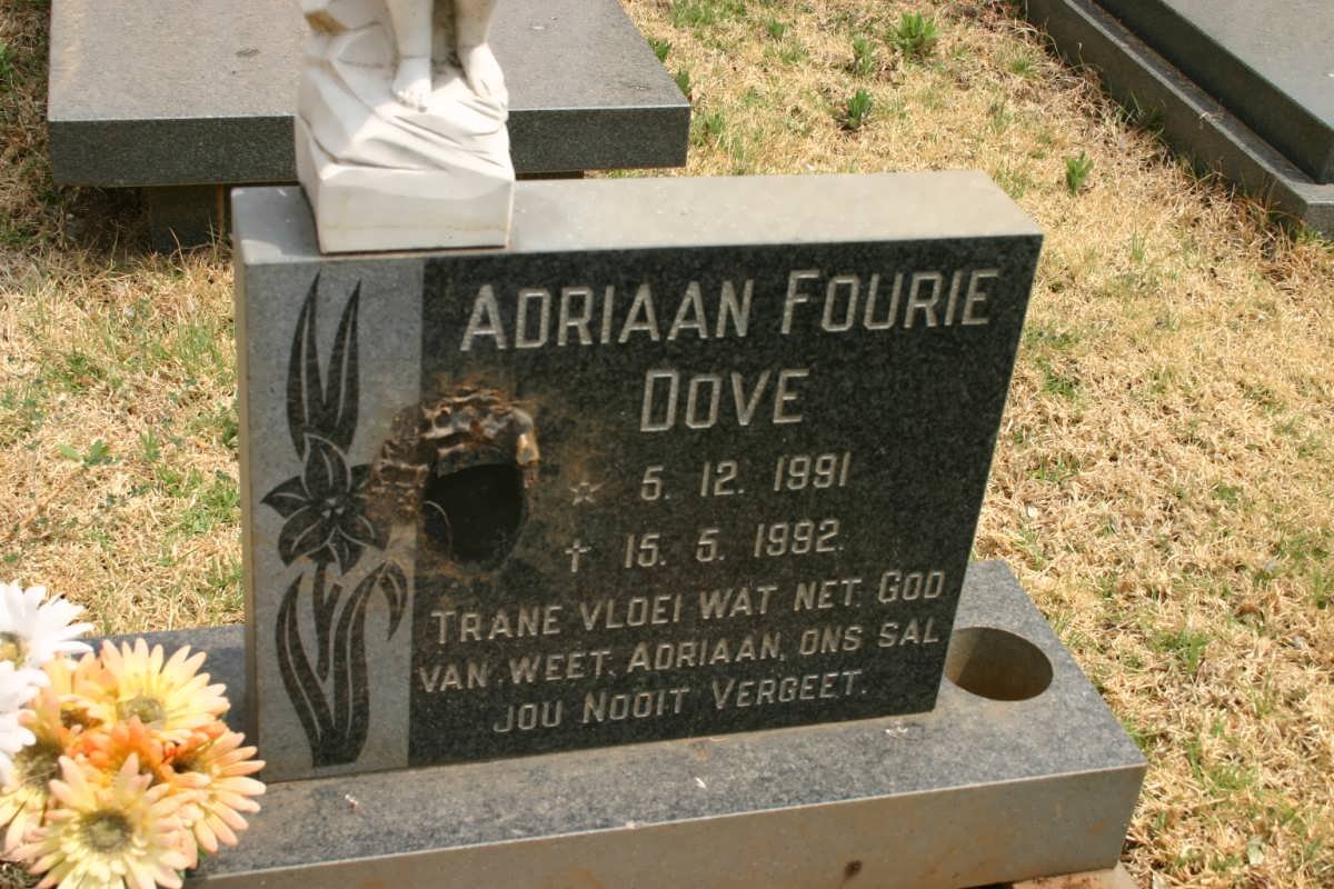 DOVE Adriaan Fourie 1991-1992