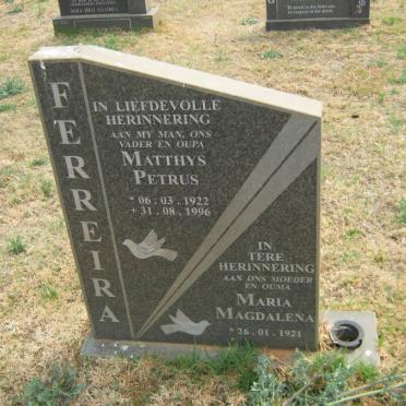 FERREIRA Matthys Petrus 1922-1996 &amp; Maria Magdalena 1921-