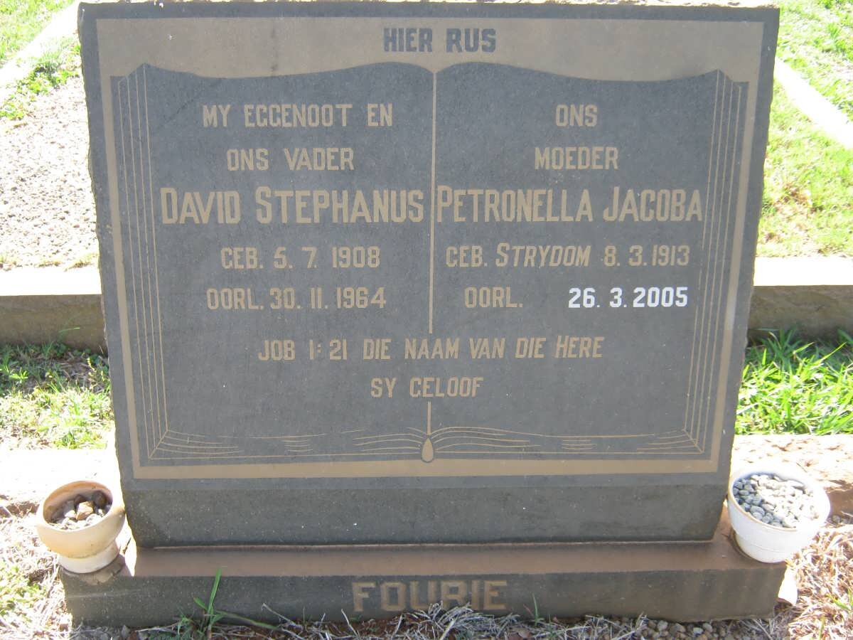 FOURIE David Stephanus 1908-1964 &amp; Petronella Jacoba STRYDOM 1913-2005