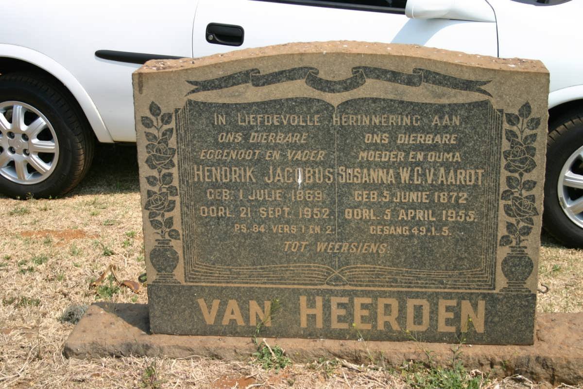 HEERDEN Hendrik Jacobus 1869-1952 &amp; Susanna W.C. VAN AARDT 1872-1955
