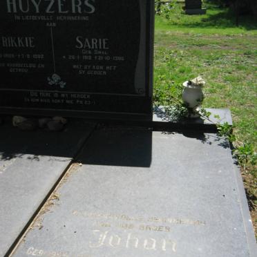 HUYZERS Frikkie 1909-1992 &amp; Sarie SMAL 1912-1986 :: HUYZERS  Johan 1955-1998