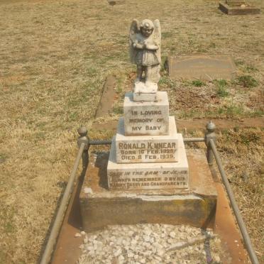 KINNEAR Ronald 1938-1939