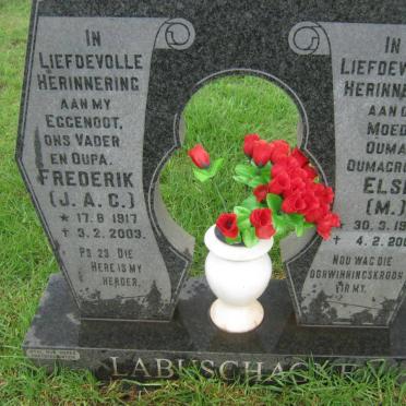 LABUSCHAGNE J.A.C. 1917-2003 &amp; M. 1923-2005