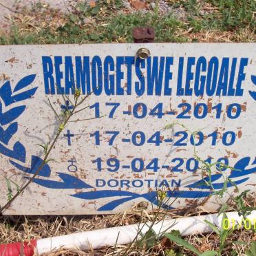 LEGOALE Reamogetswe 2010-2010