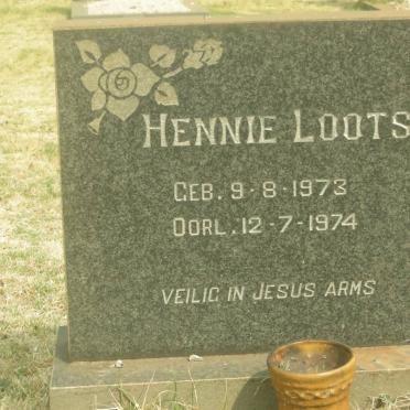 LOOTS Hennie 1973-1974
