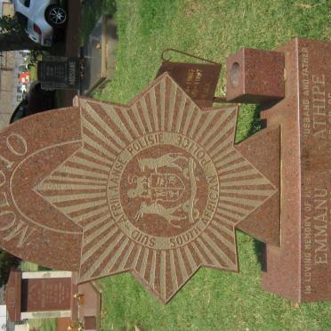 MOLOTO Emmanuel Rathipe 1967-1997