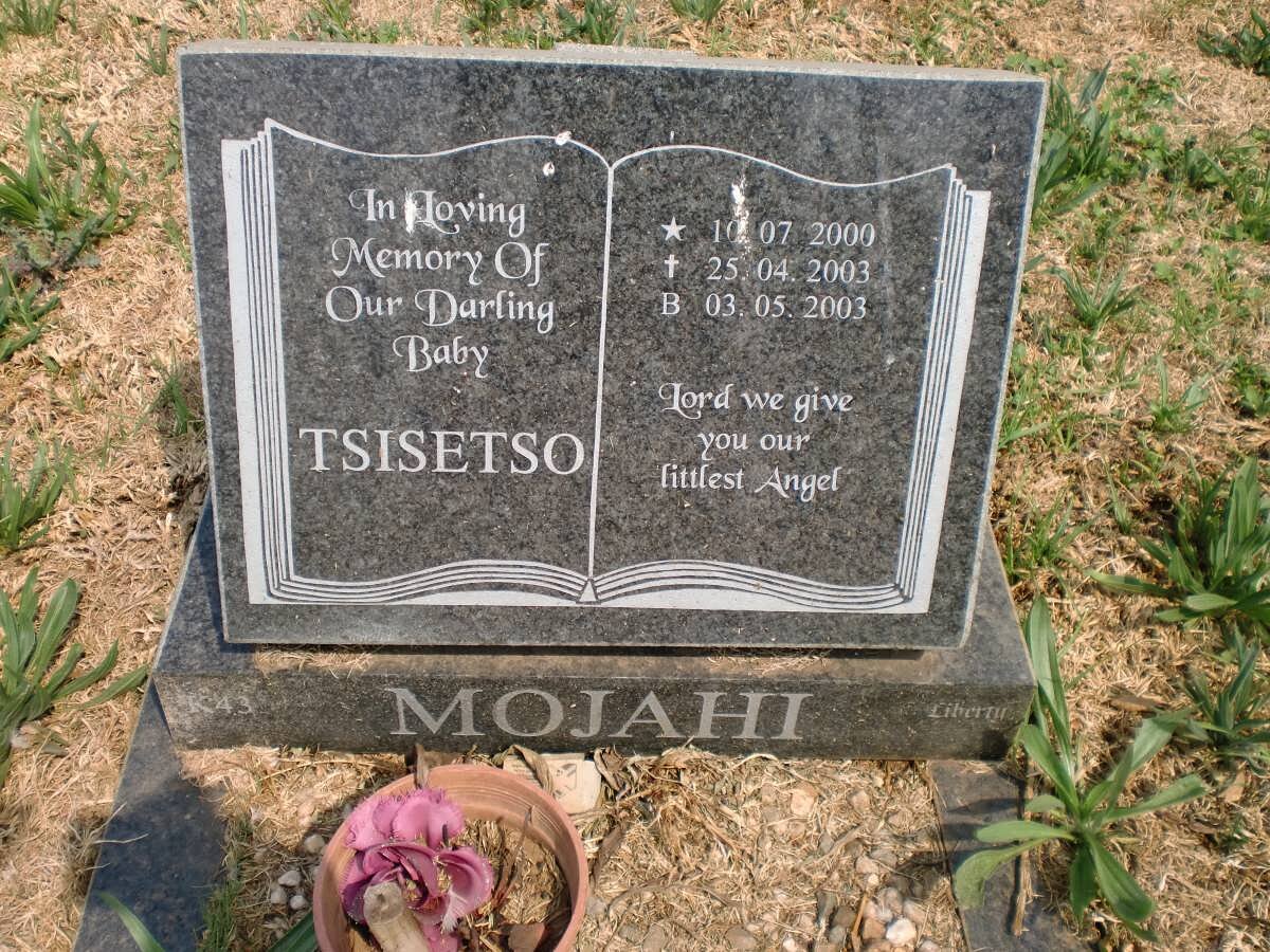 MOJAHI Tsisetso 2000-2003