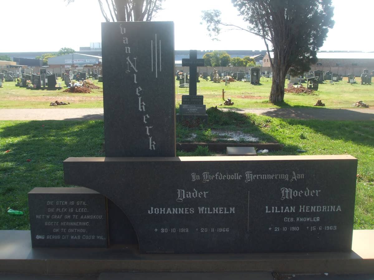NIEKERK Johannes Wilhelm, van 1913-1966 &amp; Lilian Hendrina KNOWLES 1910-1963