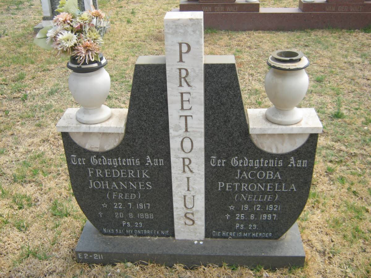 PRETORIUS Frederik Johannes 1917-1998 &amp; Jacoba Petronella 1921-1997