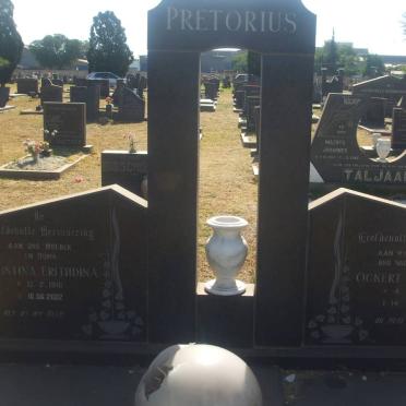 PRETORIUS Ockert Philuppus 1900-1984 &amp; Christina Erithdina 1910-2002