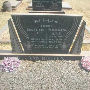 ROOYEN Christiaan J., van 1905-1980 &amp; Magdalena A.F.C. DE BEER 1913-1960