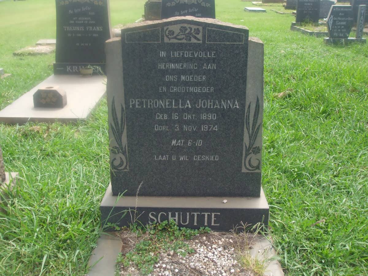SCHUTTE Petronella Johanna 1890-1974