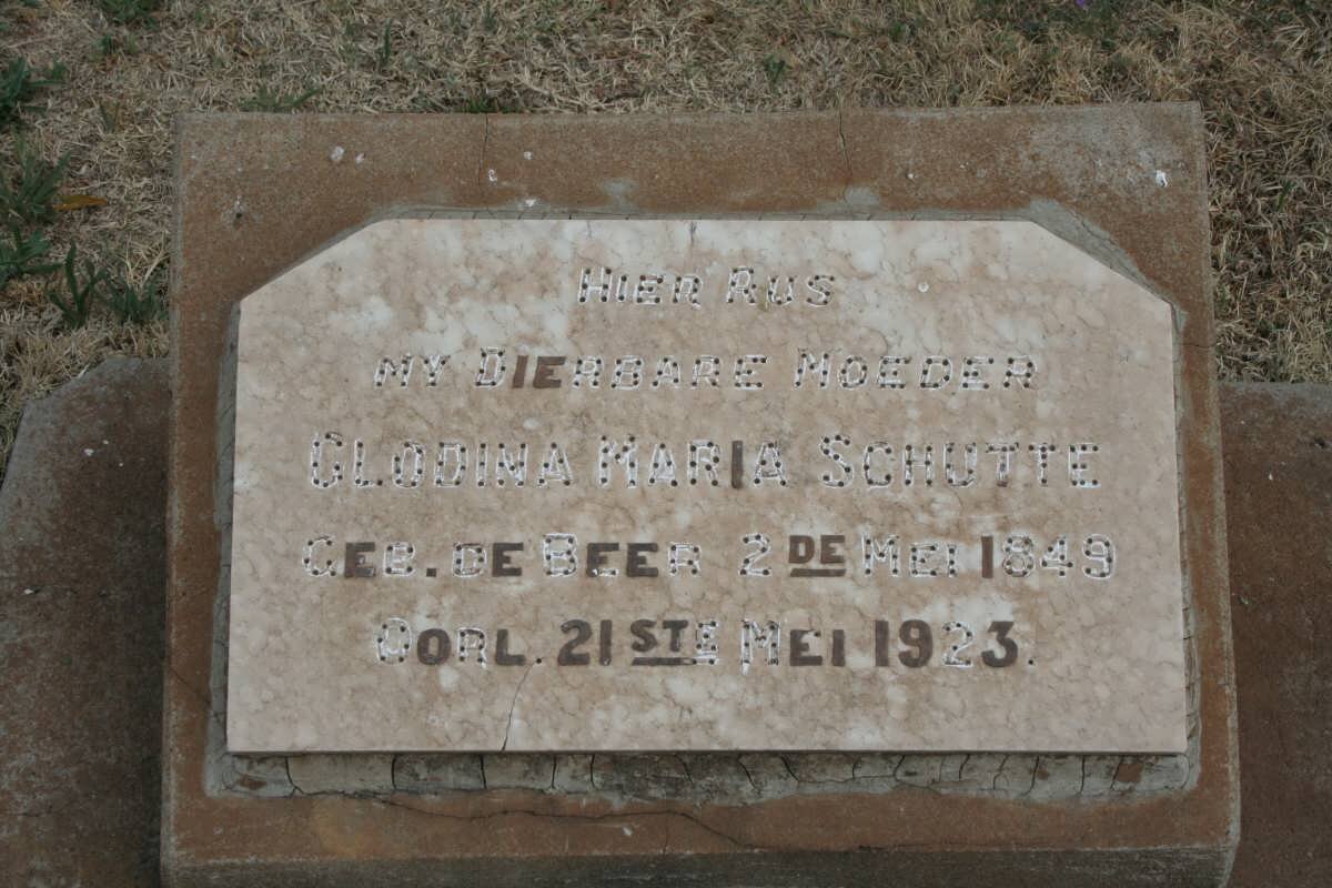 SCHUTTE Glodina Maria nee DE BEER 1849-1923