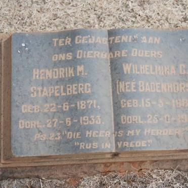 STAPELBERG Hendrik M. 1871-1933 &amp; Wilhelmina C. BADENHORST 1880-1952