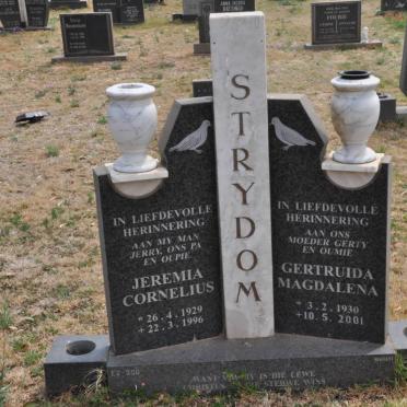 STRYDOM Jeremia Cornelius 1929-1996 &amp; Gertruida Magdalena 1930-2001