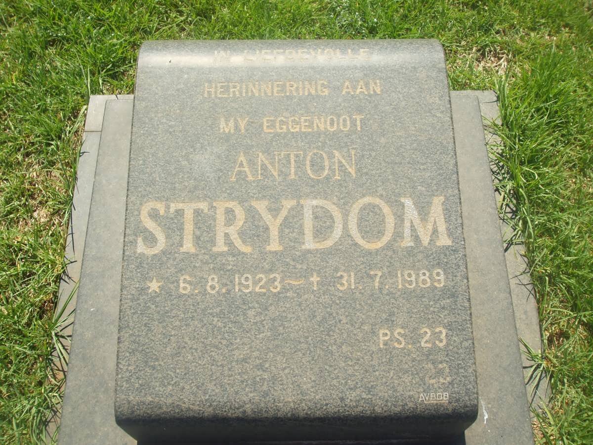 STRYDOM Anton 1923-1989