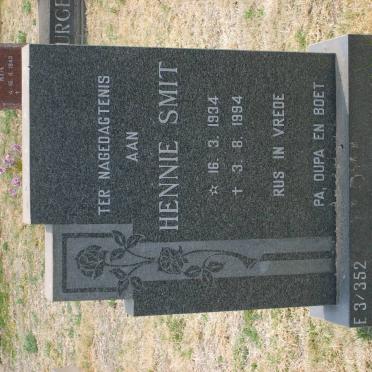 SMIT Hennie 1934-1994