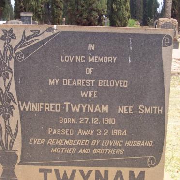 TWYNAM Winifred nee SMITH 1910-1964