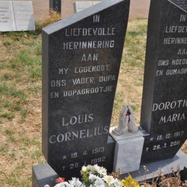 TALJAARD Louis Cornelius 1913-1992 &amp; Dorothea Maria 1917-2011