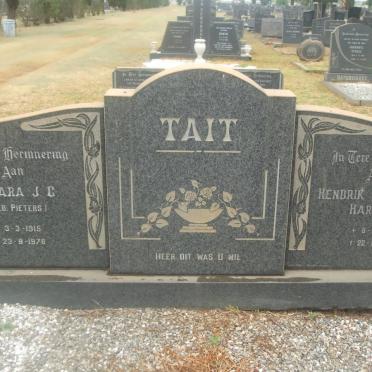 TAIT Hendrik Christiaan Haroldt 1912-1990 &amp; Susara J.C. PIETERS 1915-1978