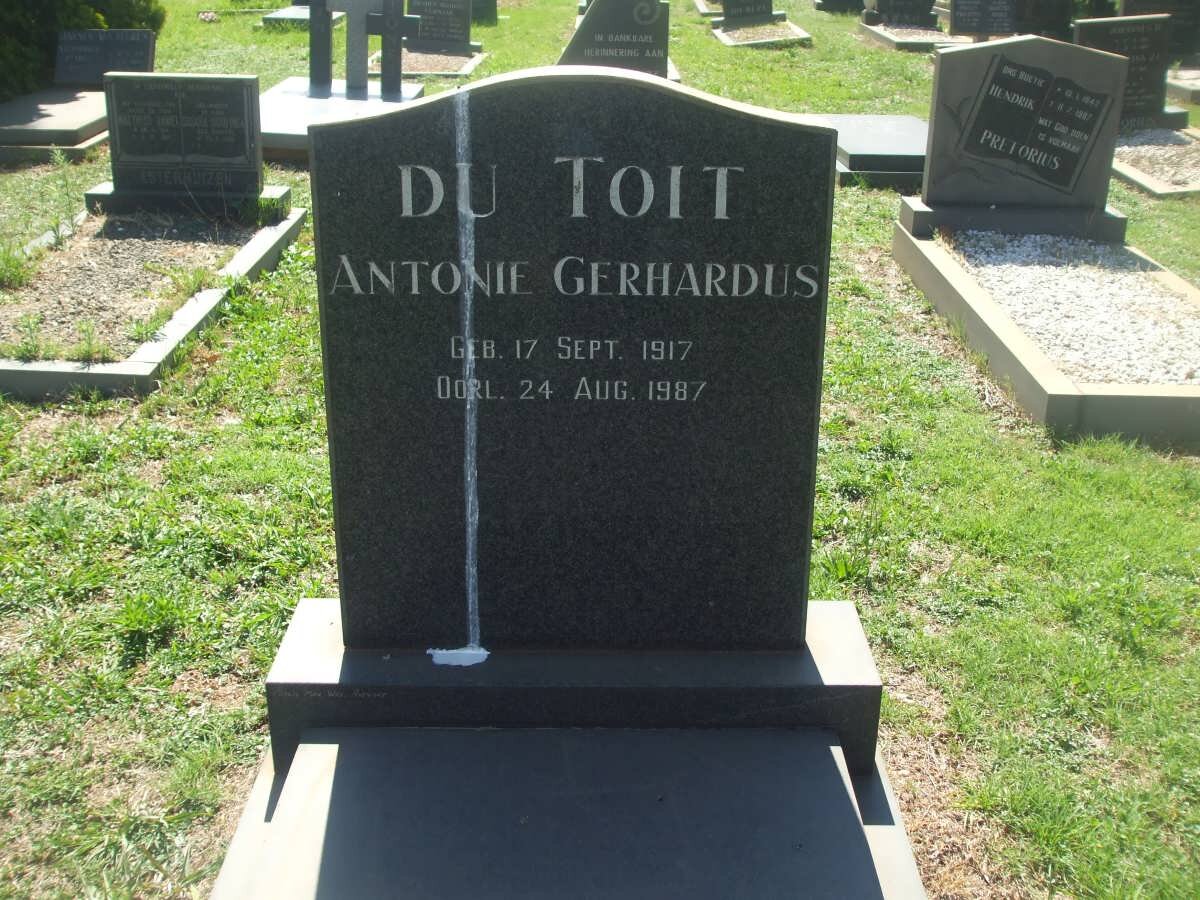 TOIT Antonie Gerhardus, du 1917-1989