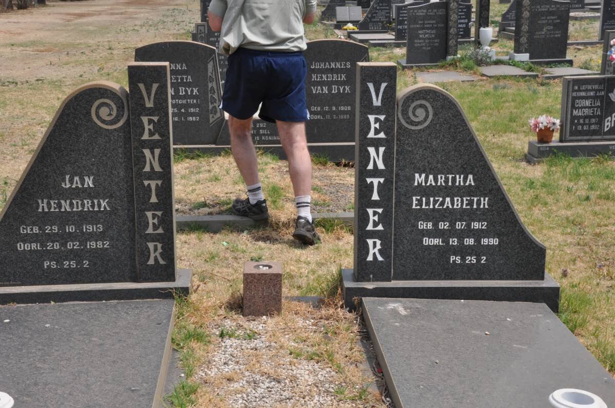 VENTER Jan Hendrik 1913-1982 &amp; Martha Elizabeth 1912-1990
