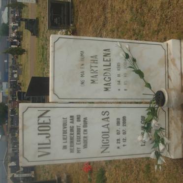 VILJOEN Nicolaas 1913-2000 &amp; Martha Magdalena 1915-2004