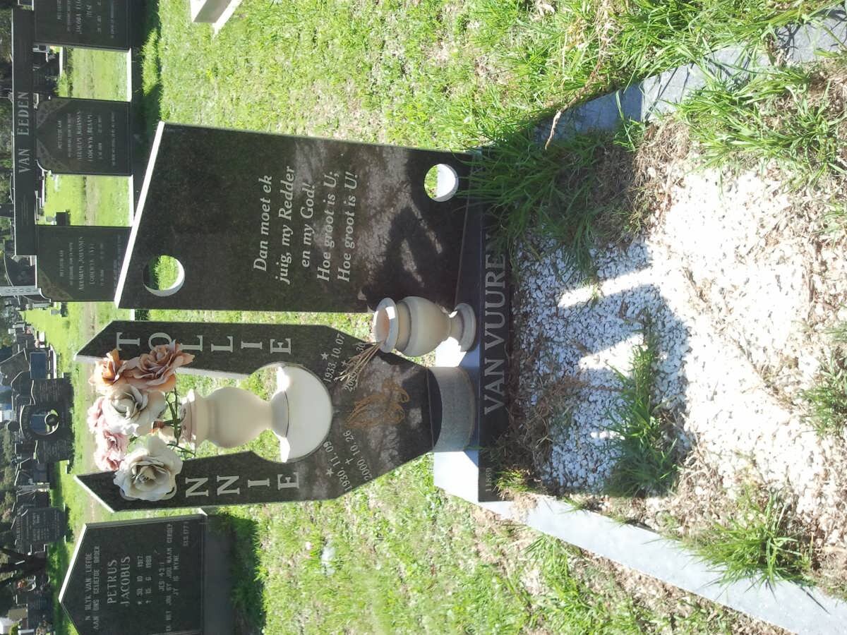 VUUREN Tollie, van 1933-2005 &amp; Connie 1930-200?