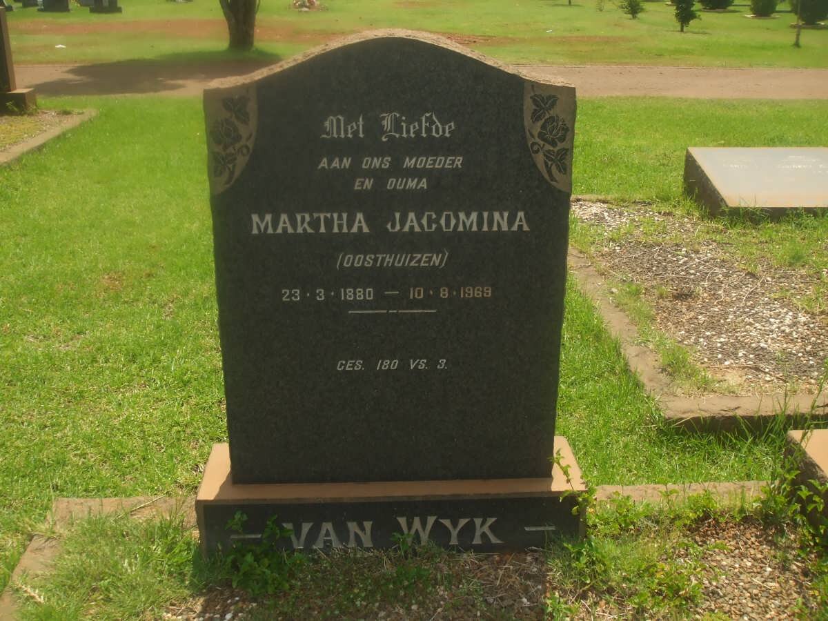 WYK Martha Jacomina, van nee OOSTHUIZEN 1880-1969