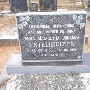 ESTERHUIZEN Anna Magrietha Johanna 1910-1998