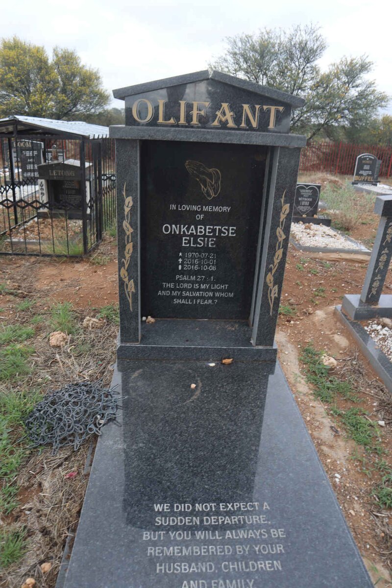 OLIFANT Onkabetse Elsie 1970-2016