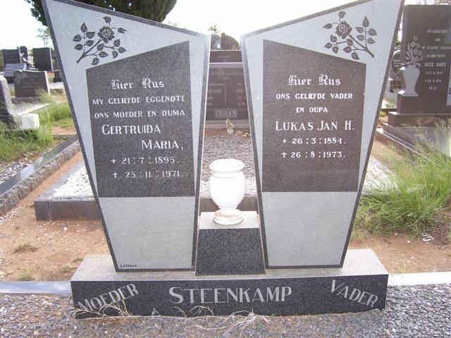 STEENKAMP Lukas Jan H. 1884-1973 &amp; Gertruida Maria 1895-1971