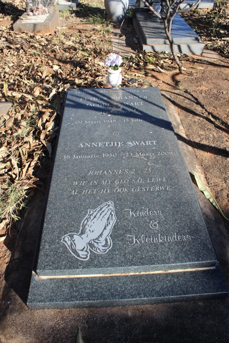 SWART Petrus Johannes Jacobus 1948-? & Annetjie 1950-2008