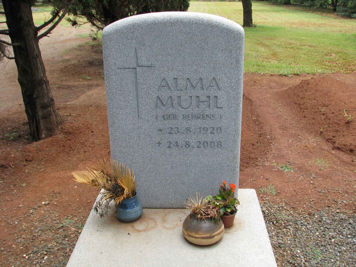 MUHL Alma nee BEHRENS 1920-2008
