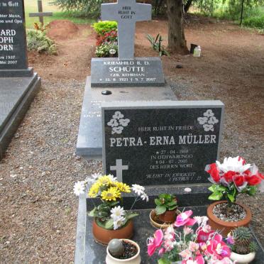 MULLER Petra-Erna 1968-2005