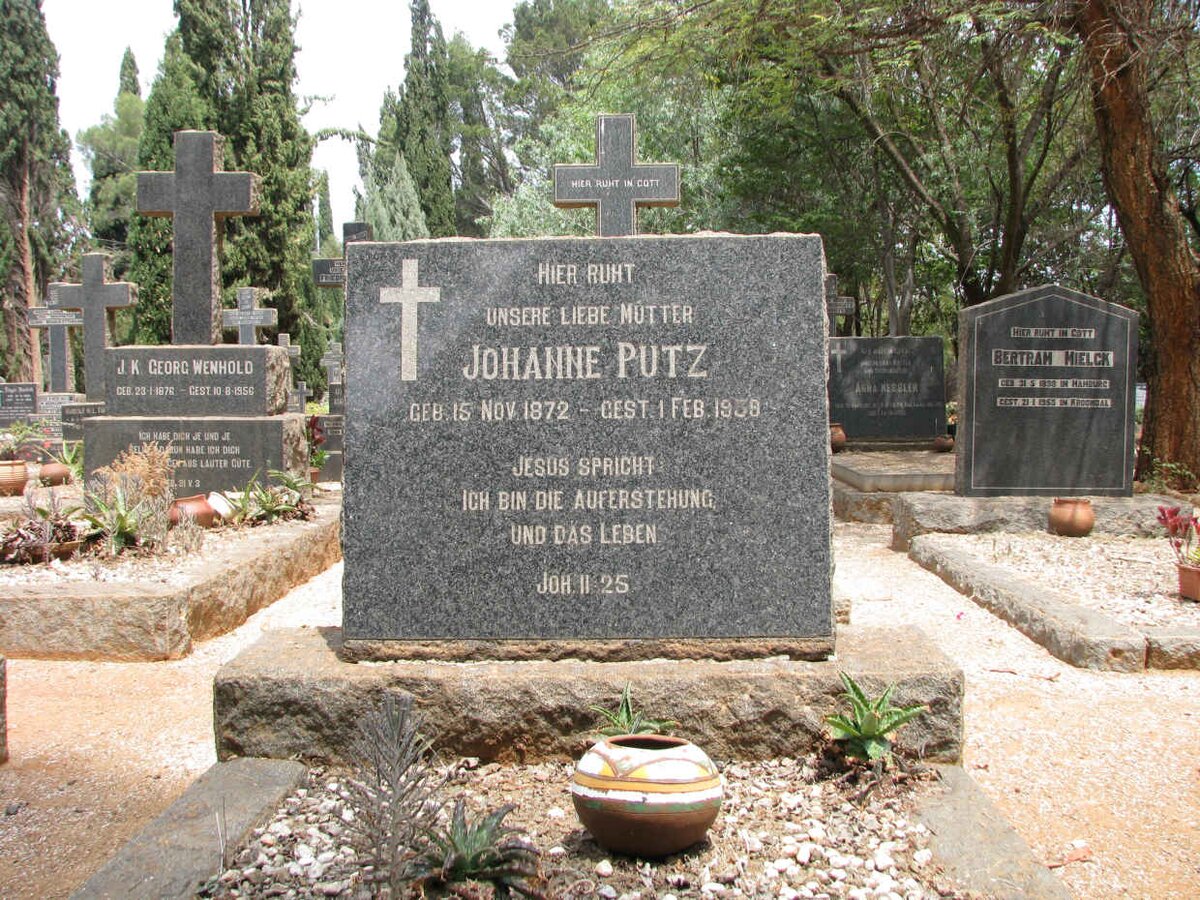 PUTZ Johanne 1872-1958