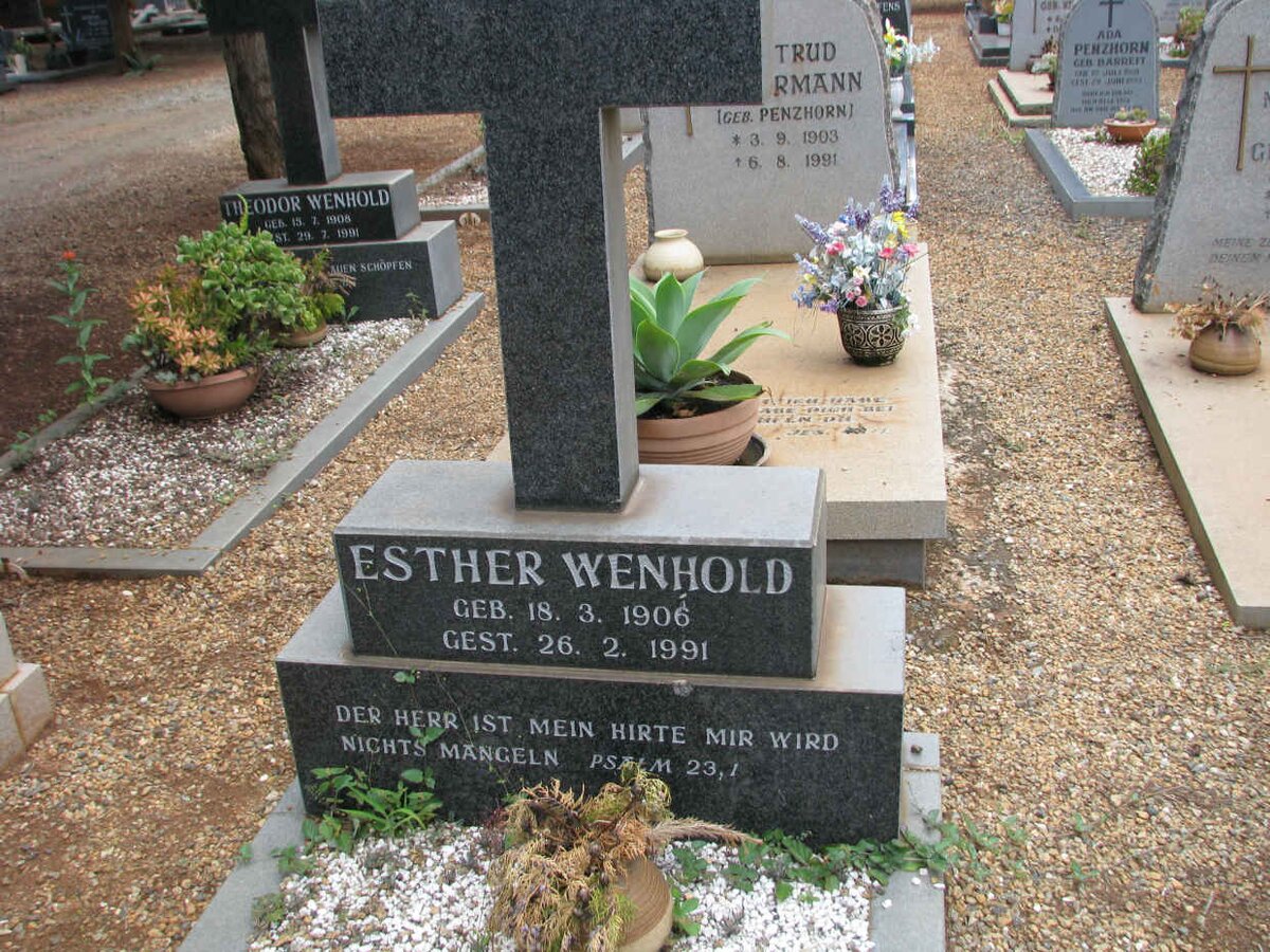 WENHOLD Esther 1906-1991