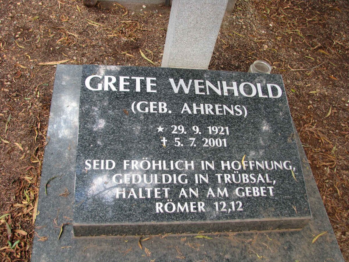WENHOLD Grete nee AHRENS 1921-2001