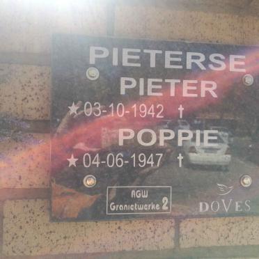 PIETERSE Pieter 1942- &amp; Poppie 1947-